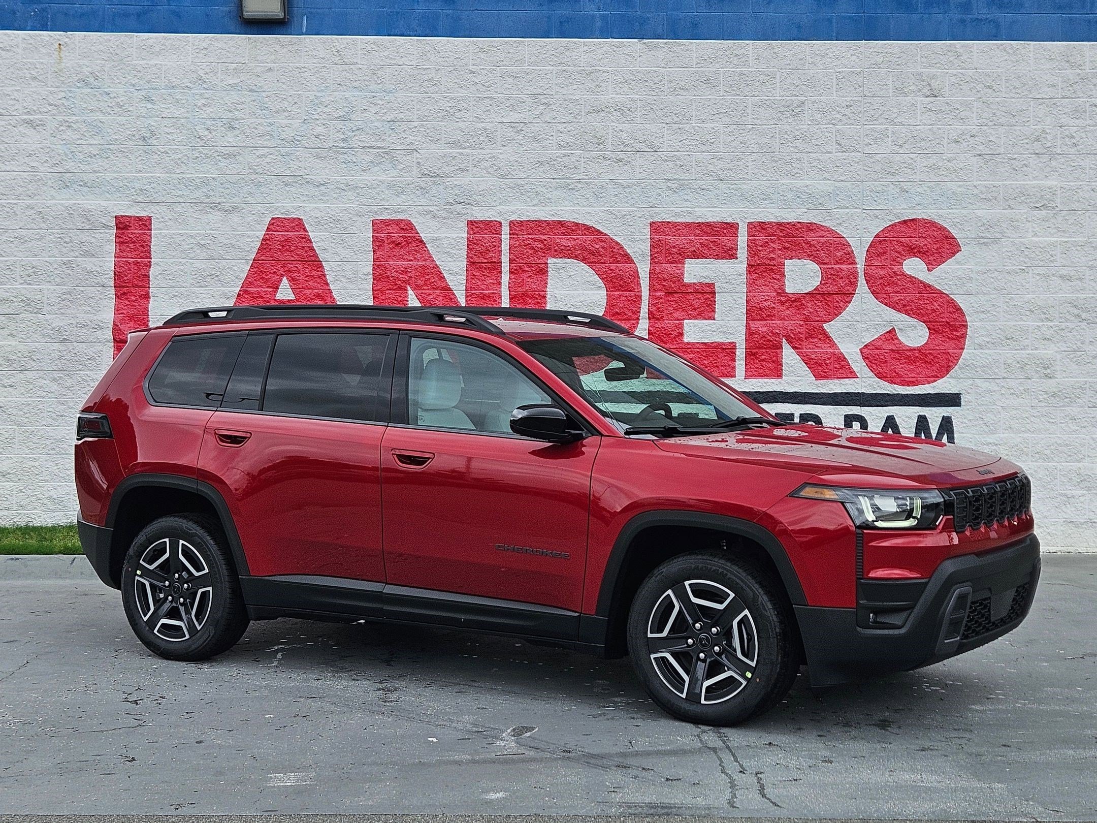 2026 Jeep Cherokee Laredo HEV 4X4's photo