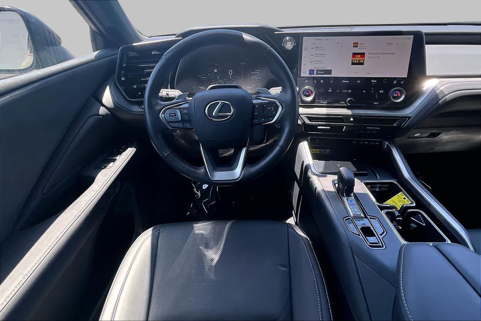 Used 2025 Nightfall Mica Lexus Premium image 6