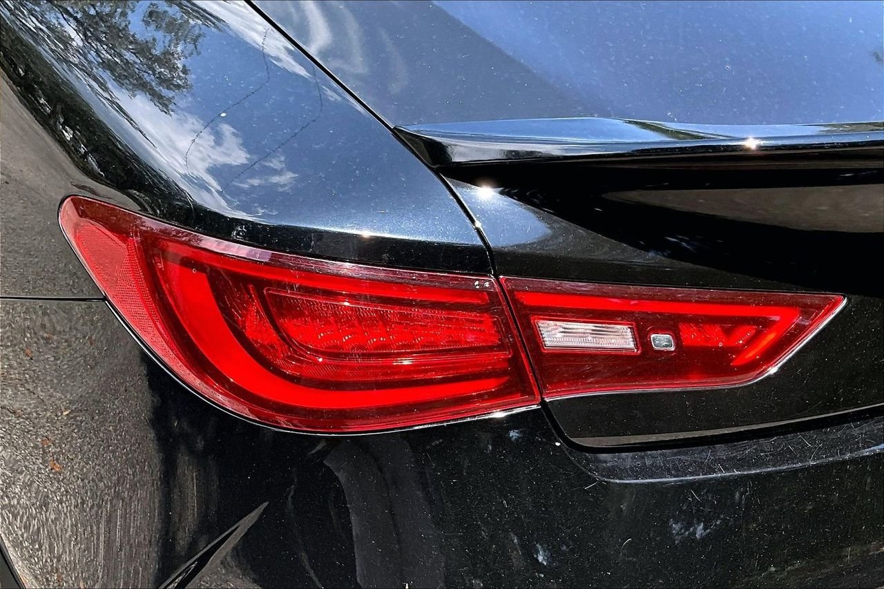 Used 2019 Black INFINITI 3.0t LUXE image 18