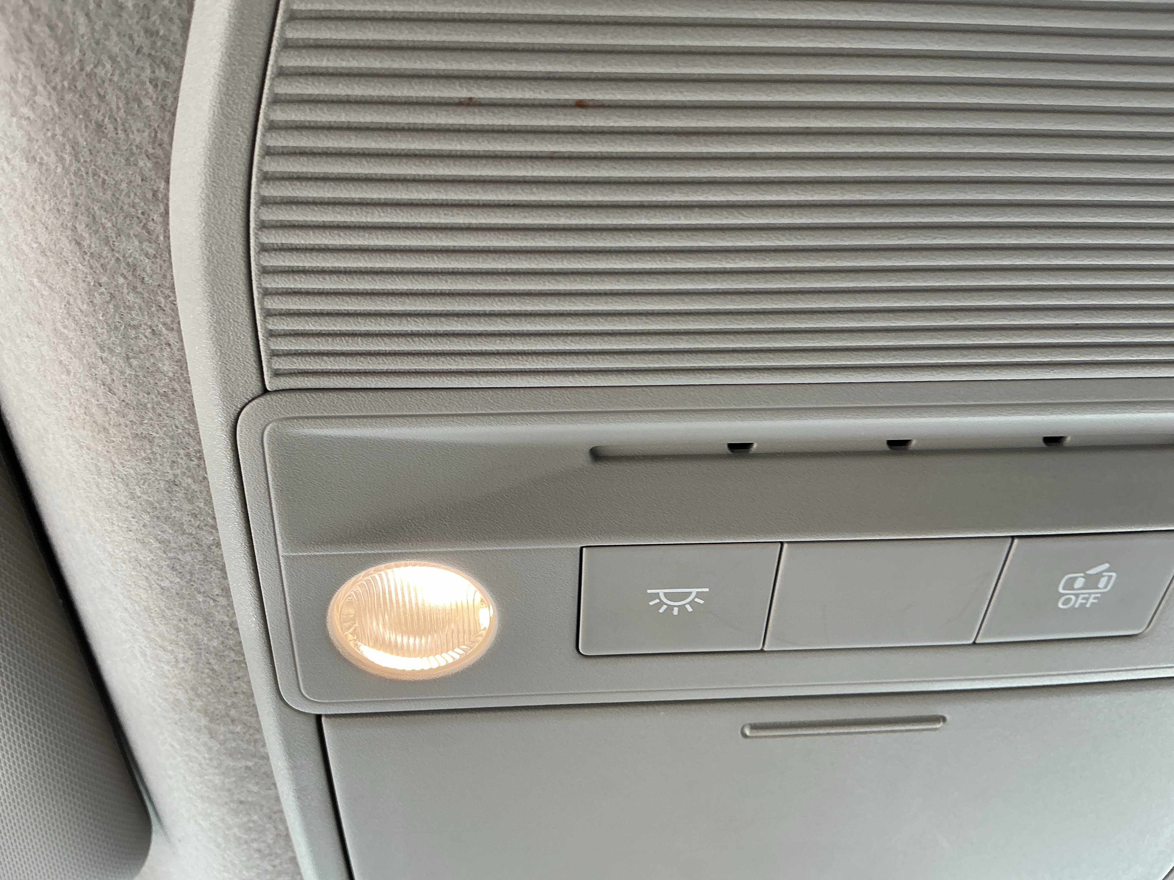 Used 2025 Aspen White Tricoat Nissan SR image 20