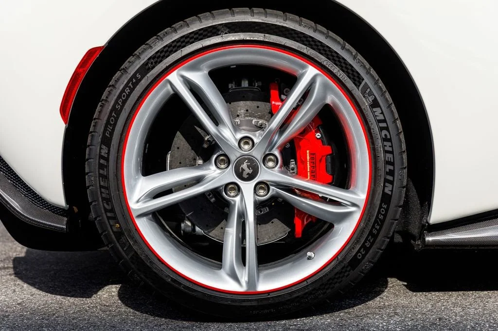 Used 2024 Bianco Avus Ferrari  image 33