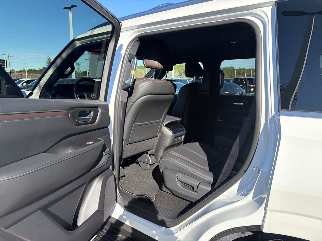 New 2026 Nissan Armada SL 4D Sport Utility