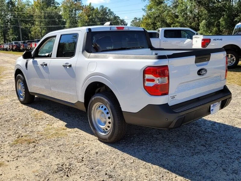 2025 Ford Maverick XL - Photo 8
