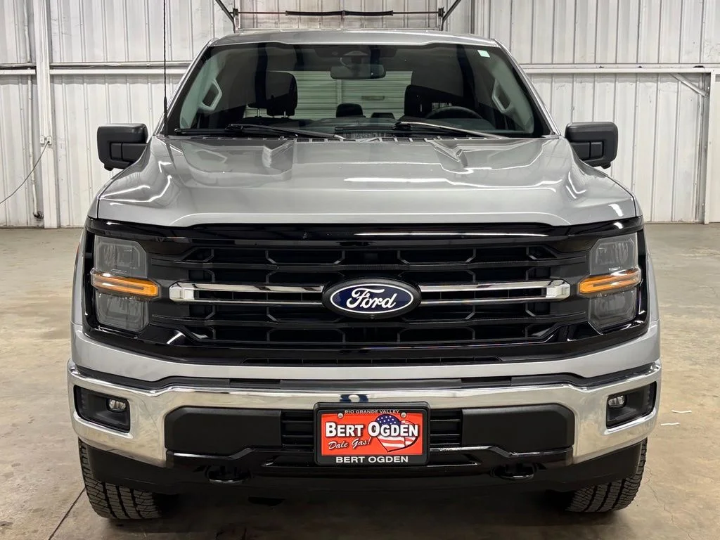Used 2024 Silver Ford XLT image 2