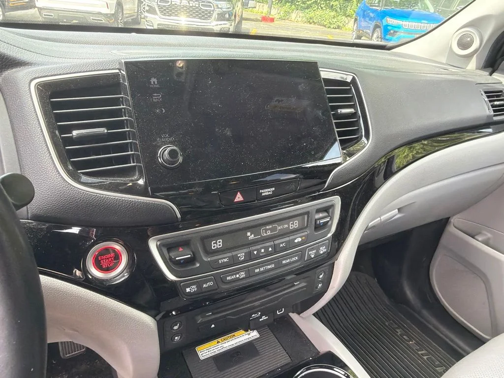 Used 2022  Honda Elite image 10