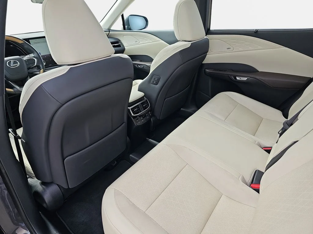 Certified Used 2025 CLOUDBURST GRAY Lexus 450h+ Luxury image 13