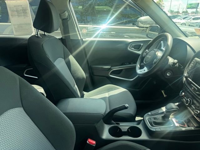 Certified Used 2025 White Kia LX image 5