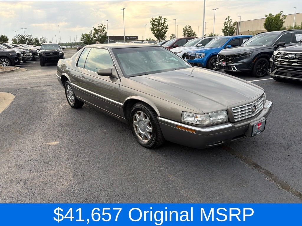 Used 1999  Cadillac Base image 1