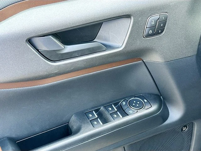 New 2026 Gray Metallic Ford Outer Banks image 13