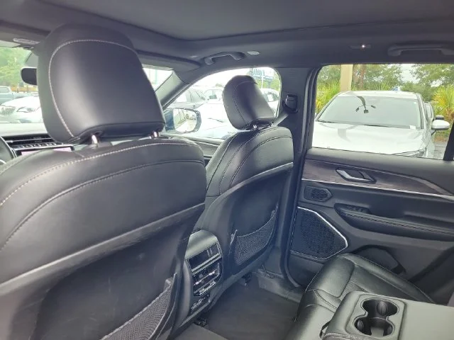 Used 2024 White Jeep 4xe image 13