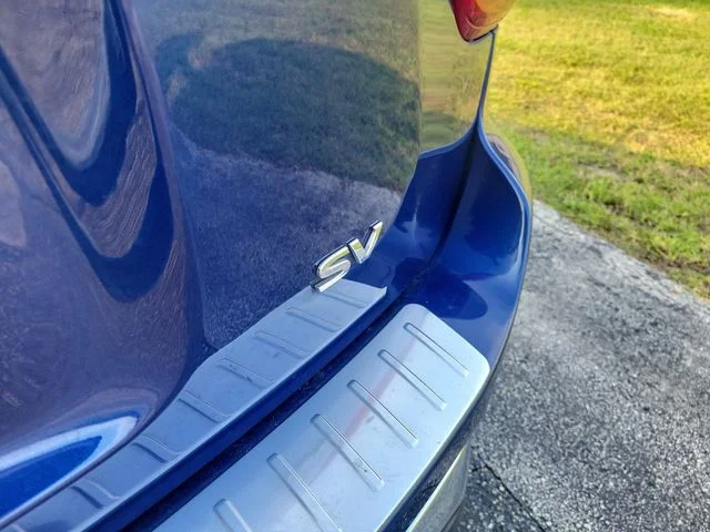 Used 2020 Blue Nissan SV image 7