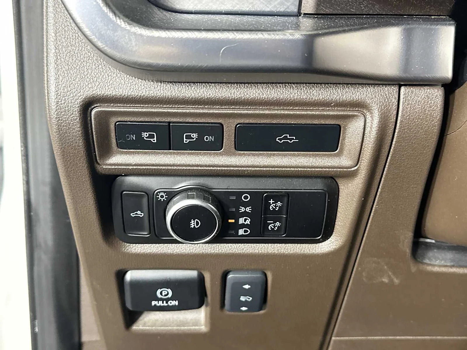 Certified Used 2023 Star White Ford King Ranch image 28