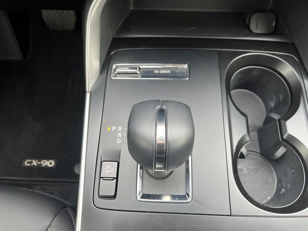 Certified Used 2026 White Mazda 3.3 Turbo Select image 16