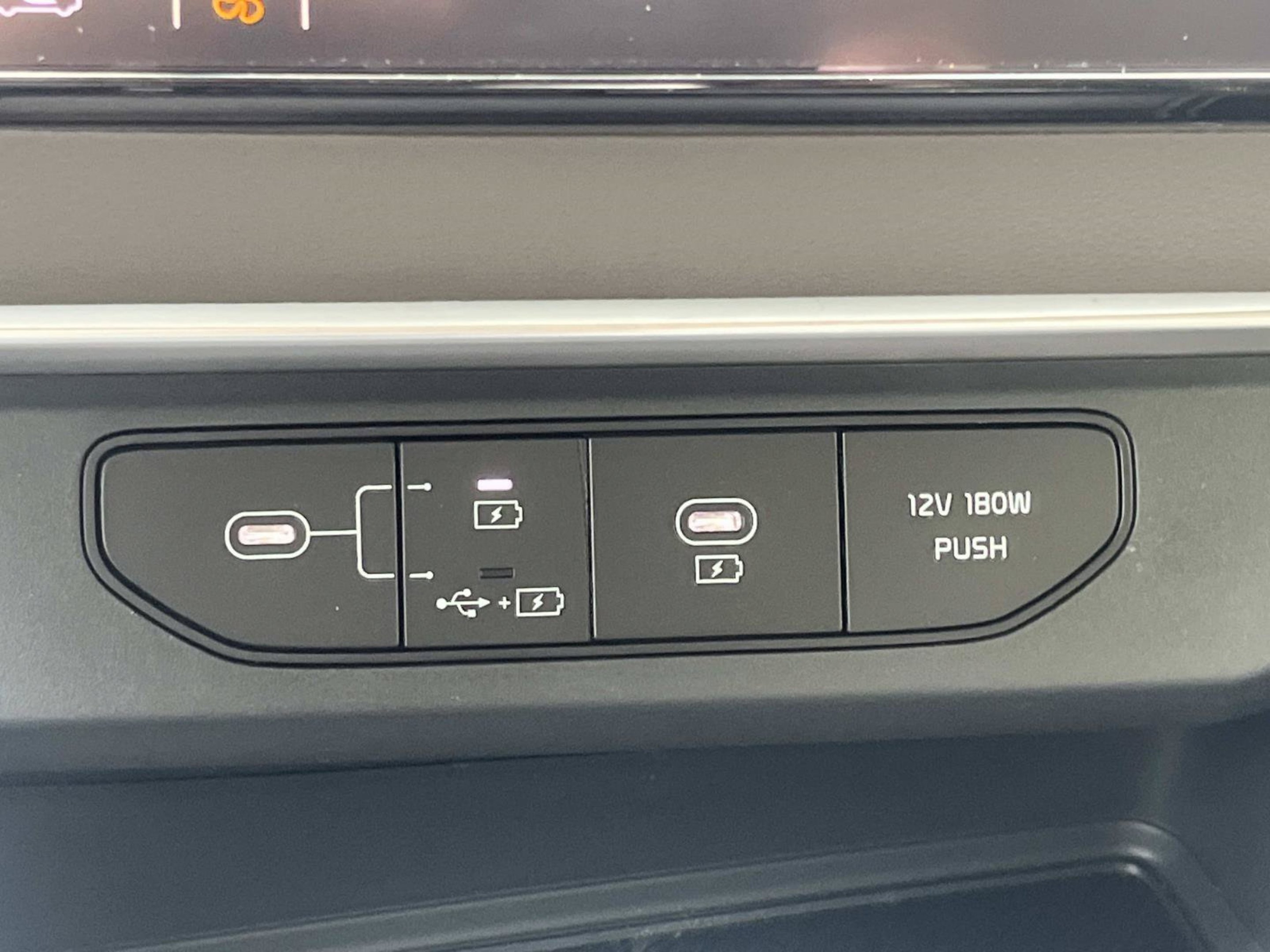New 2026 Snow White Pearl Kia LX image 28