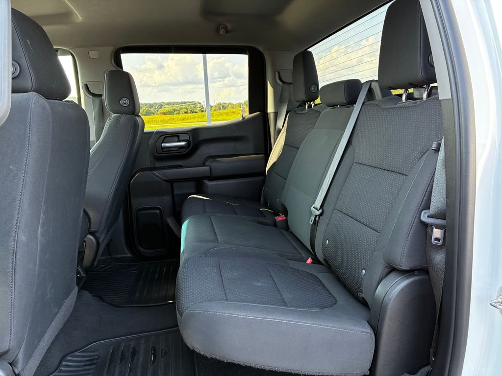 Used 2020 White Chevrolet Custom image 18