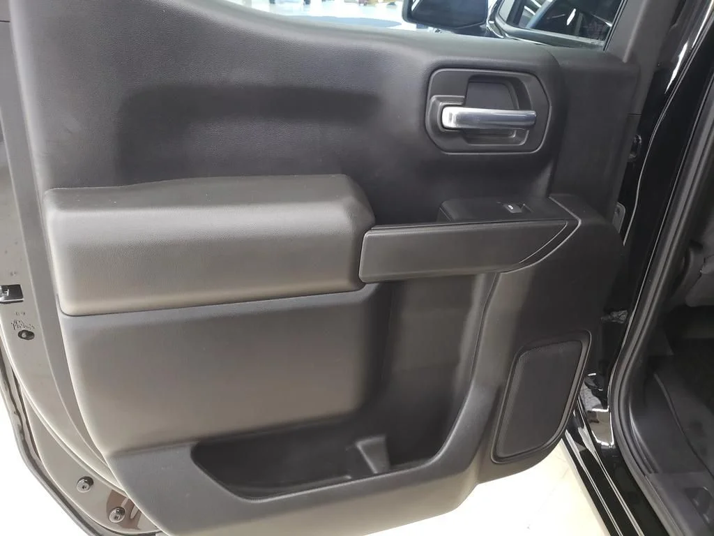 Used 2024 Onyx Black GMC Pro image 14