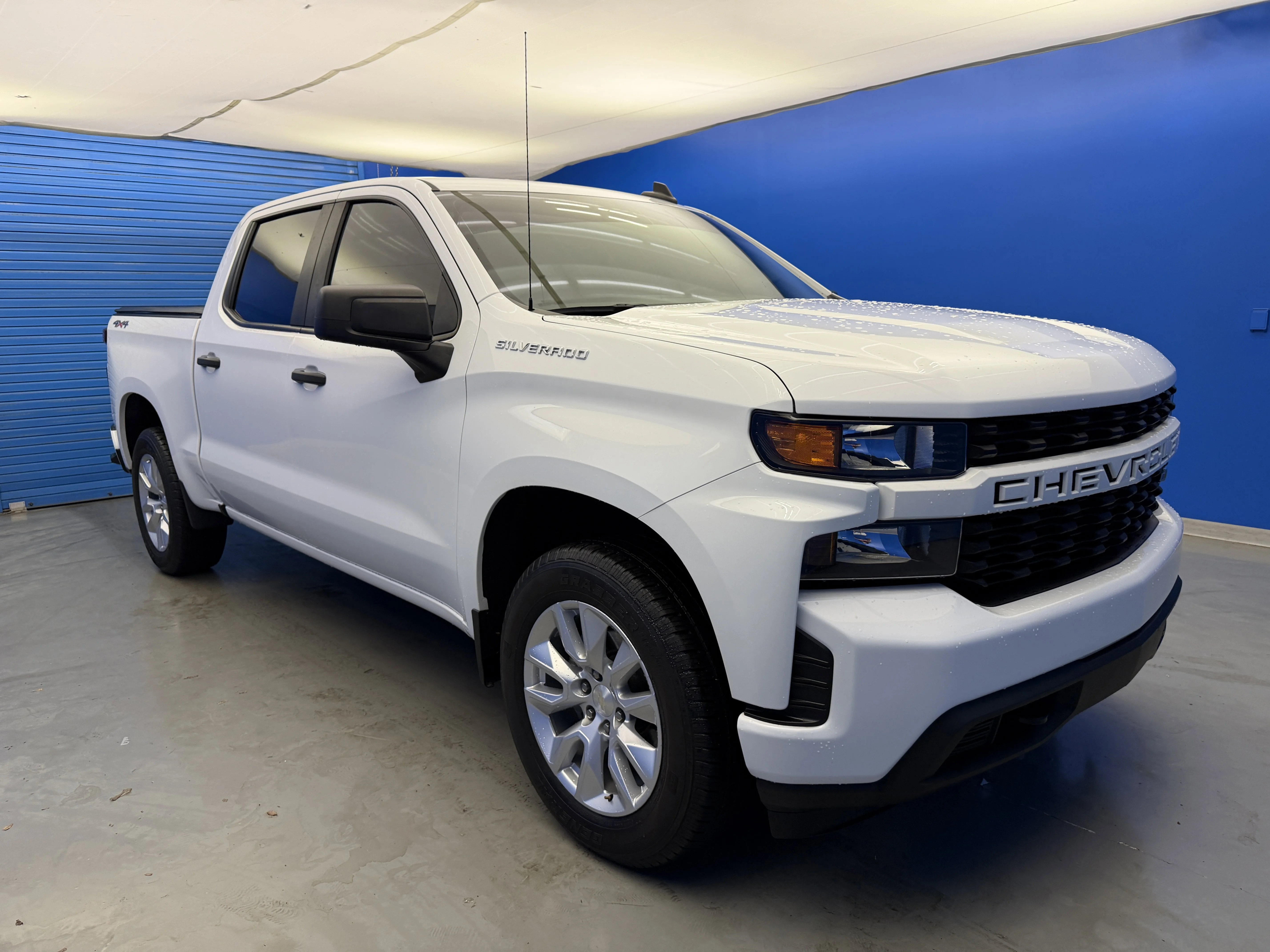Used 2022 Summit White Chevrolet Custom image 2