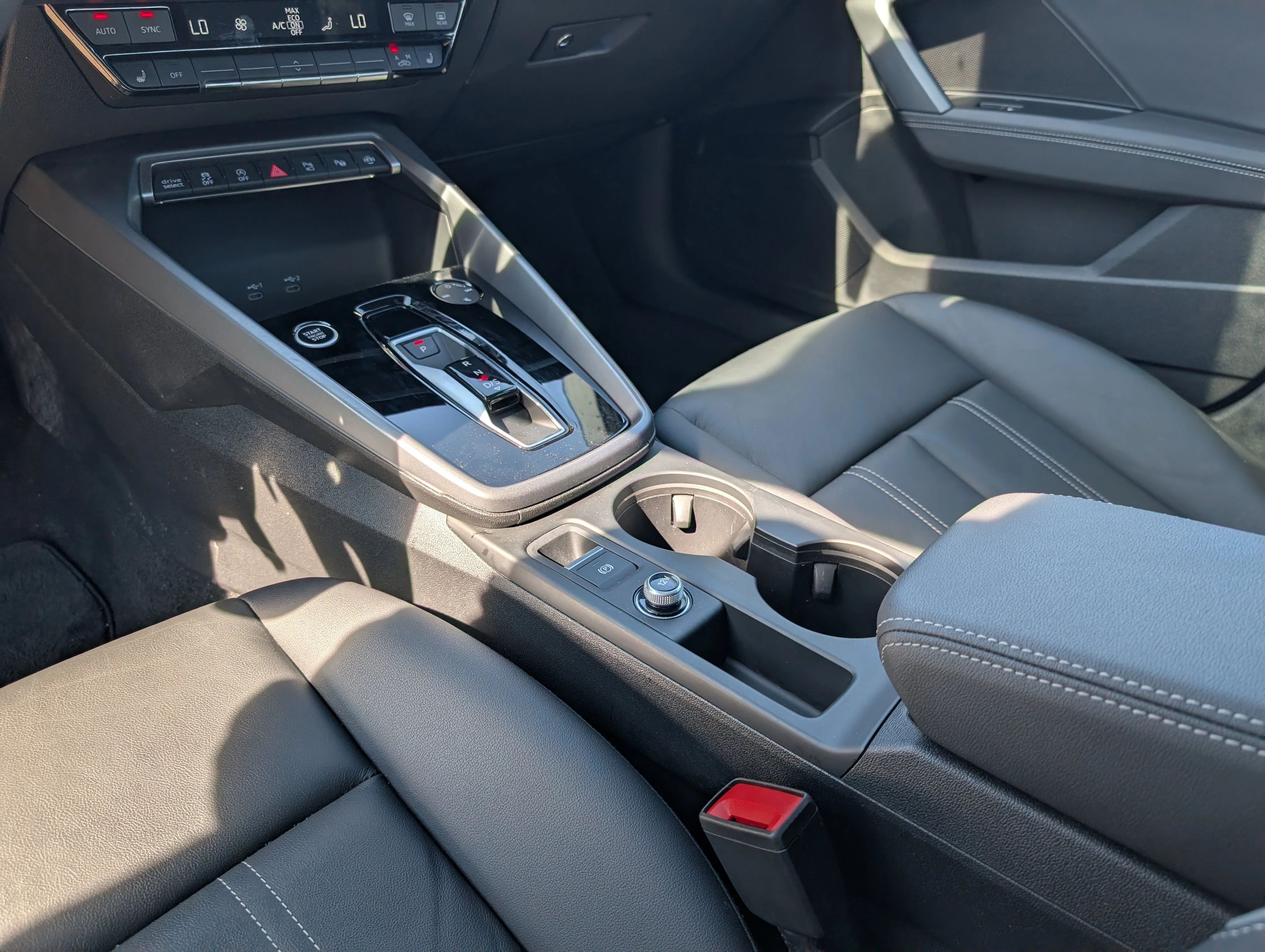 Used 2025 White Audi Progressiv image 34