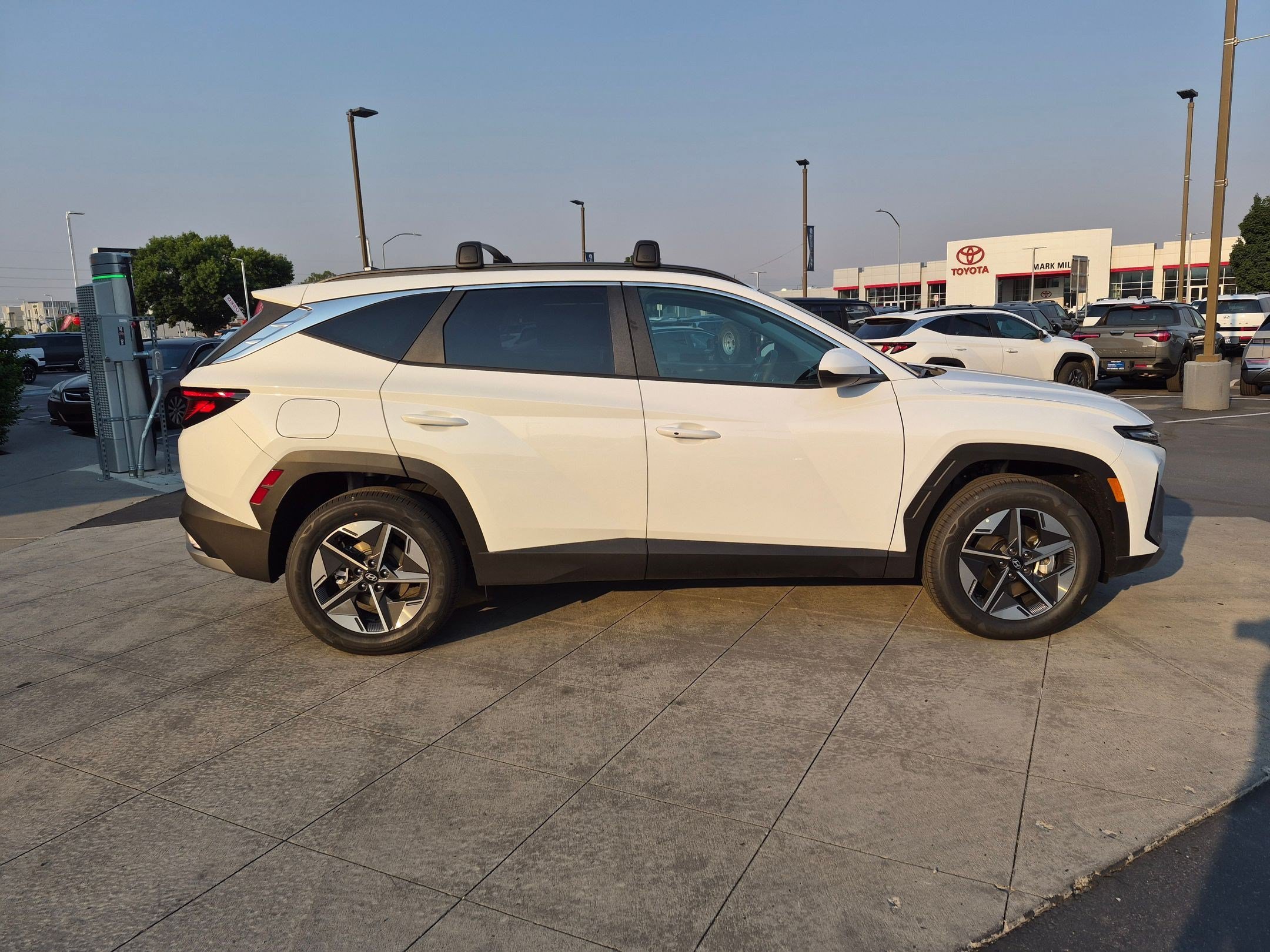 New 2026 Creamy White Pearl Hyundai SEL image 2