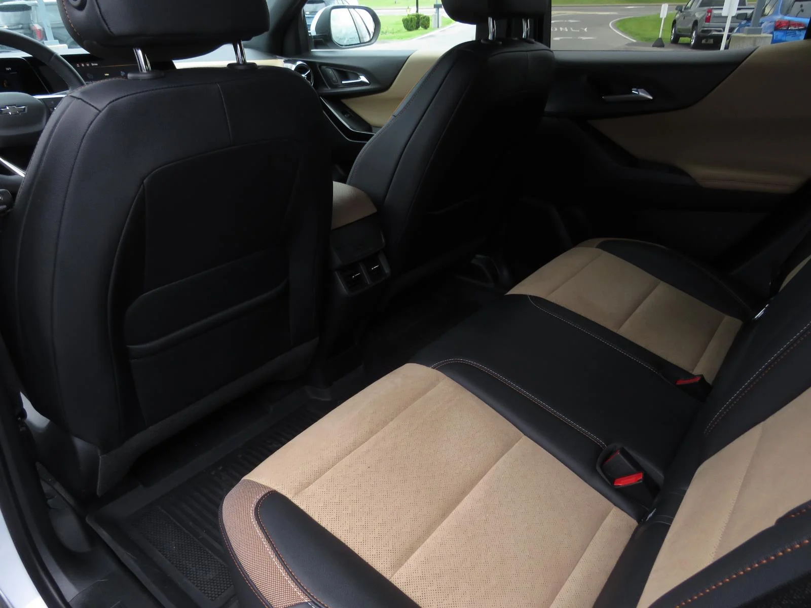 Used 2026 Polar White Chevrolet ACTIV image 28