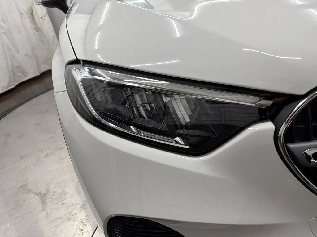 New 2027 White Mercedes-Benz GLC 300 image 11