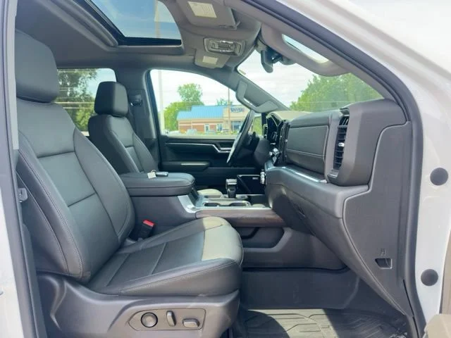 Used 2023 Summit White GMC SLT image 7