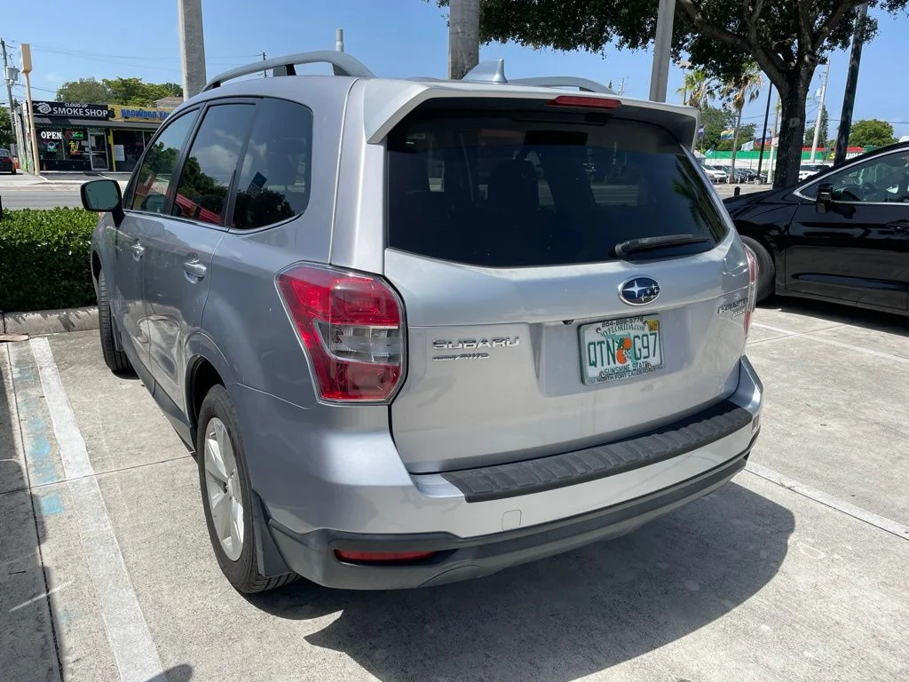 Used 2016 Silver Subaru 2.5i Limited image 2