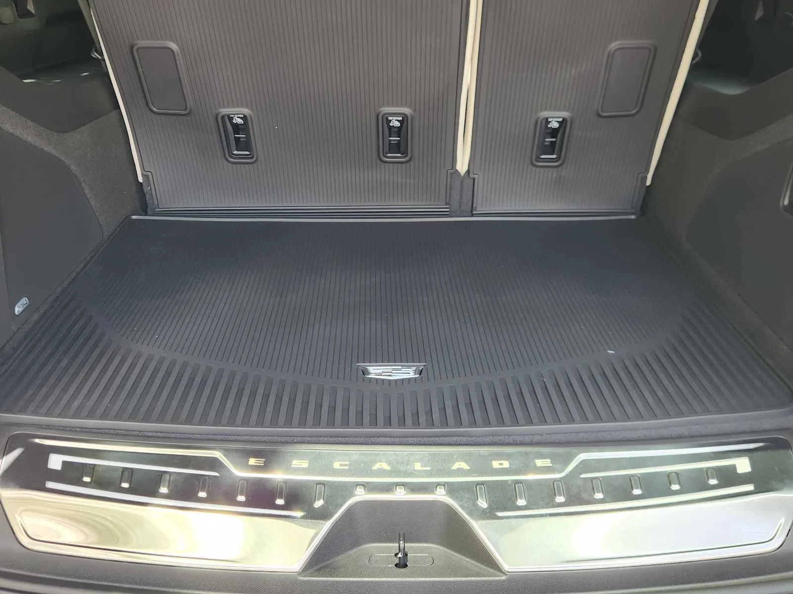 2026 Cadillac Escalade ESV Sport - Photo 22