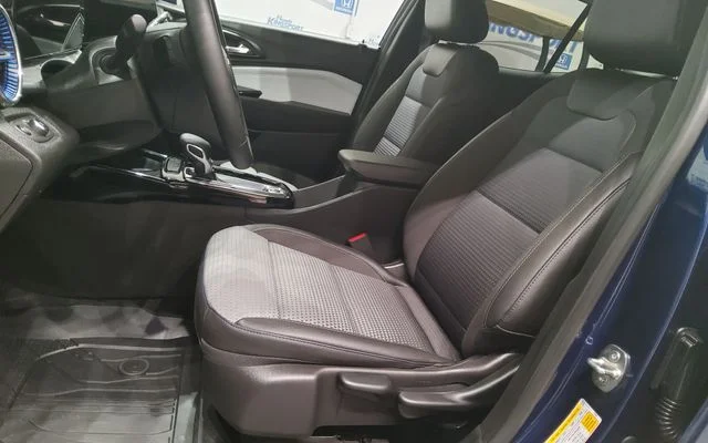 Used 2024 Blue Chevrolet LT image 38