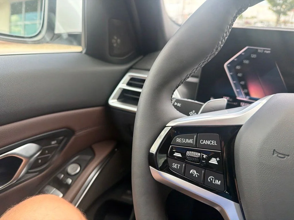 New 2026 Mineral White Metallic BMW 330i image 20