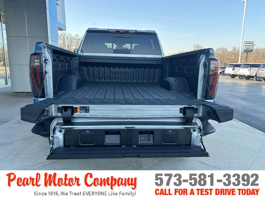 2026 GMC Sierra 2500HD AT4X - Photo 6