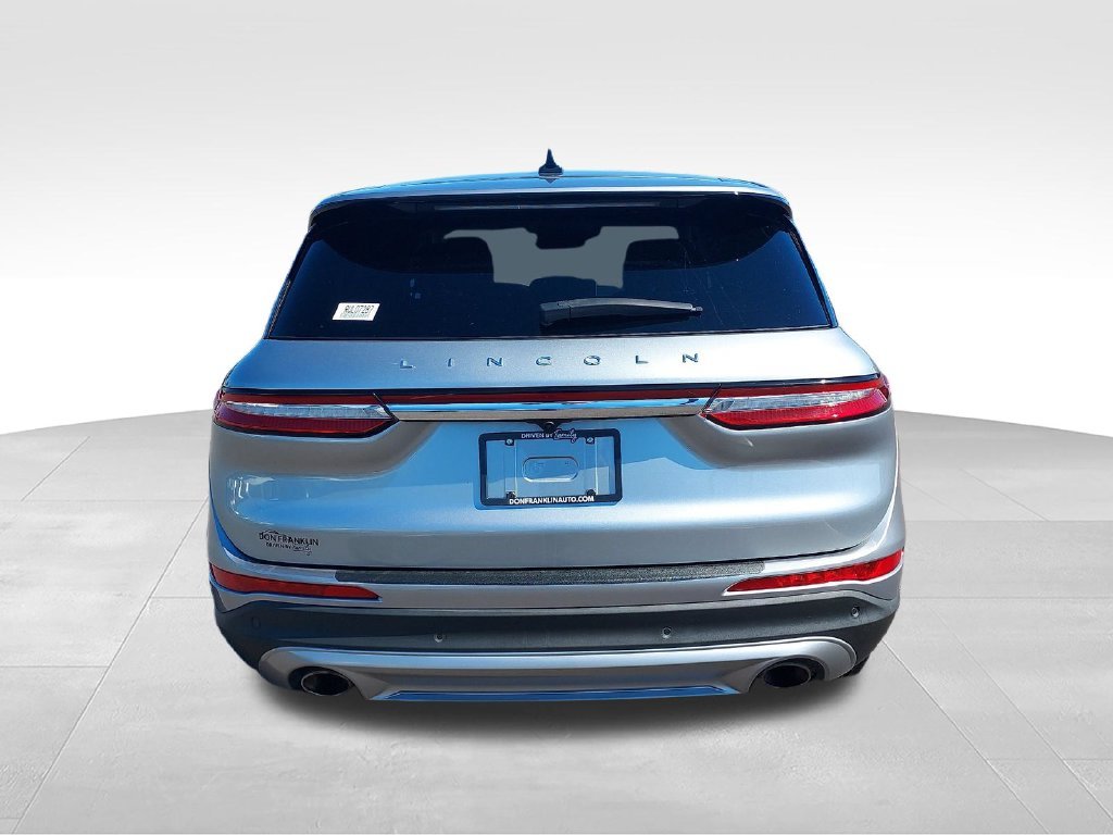 Used 2024 Silver Lincoln Premiere image 4