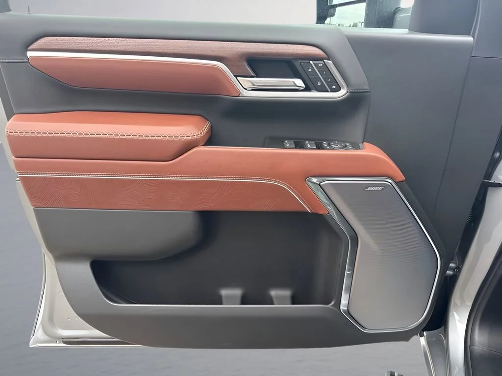 New 2026 Sterling Metallic GMC Denali Ultimate DRW image 29