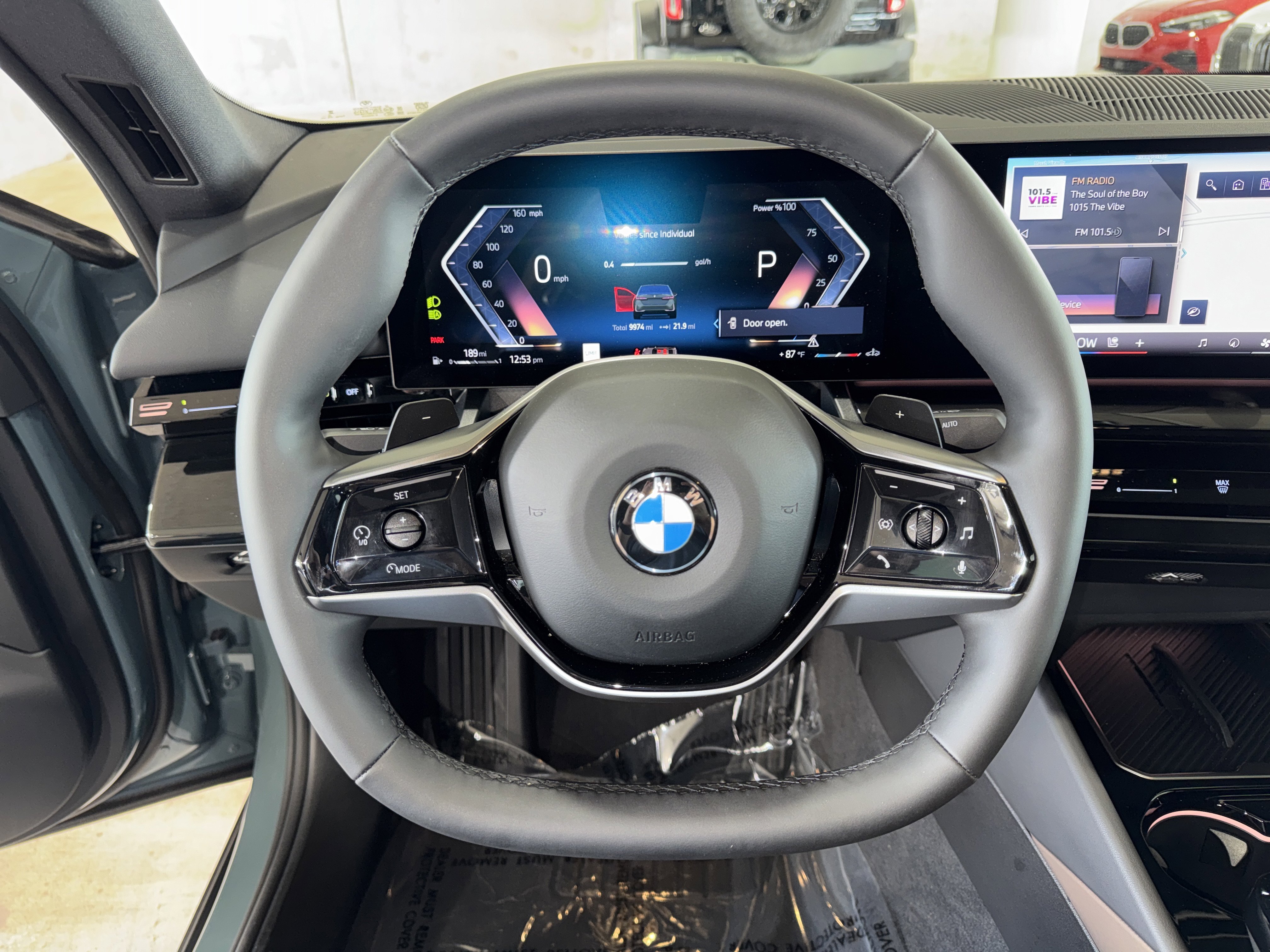 Used 2026 Cape York Green Metallic BMW 530i image 21