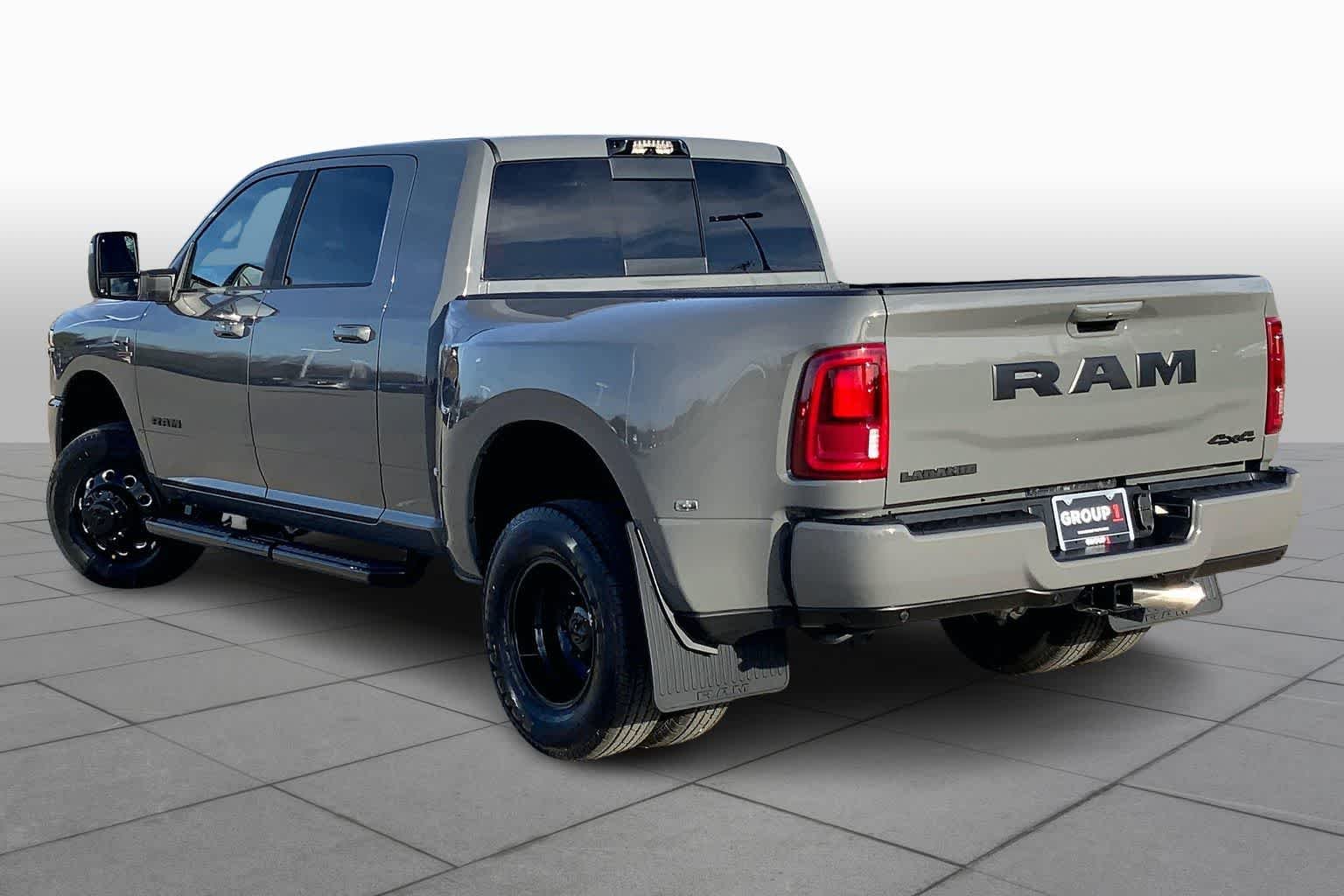 New 2026 Ceramic Gray Clear-Coat Exterior Paint RAM Laramie image 12