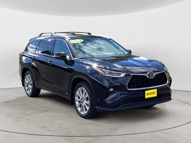 Used 2024 Black Toyota Limited image 3