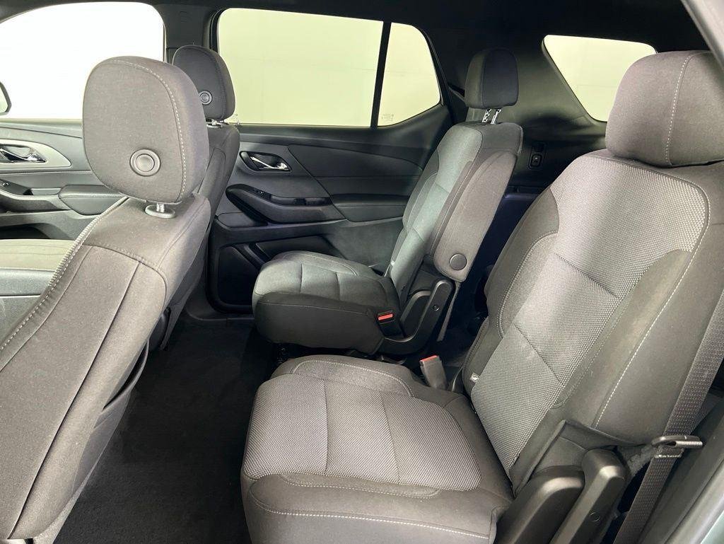 Used 2023 Silver Sage Chevrolet LT image 20