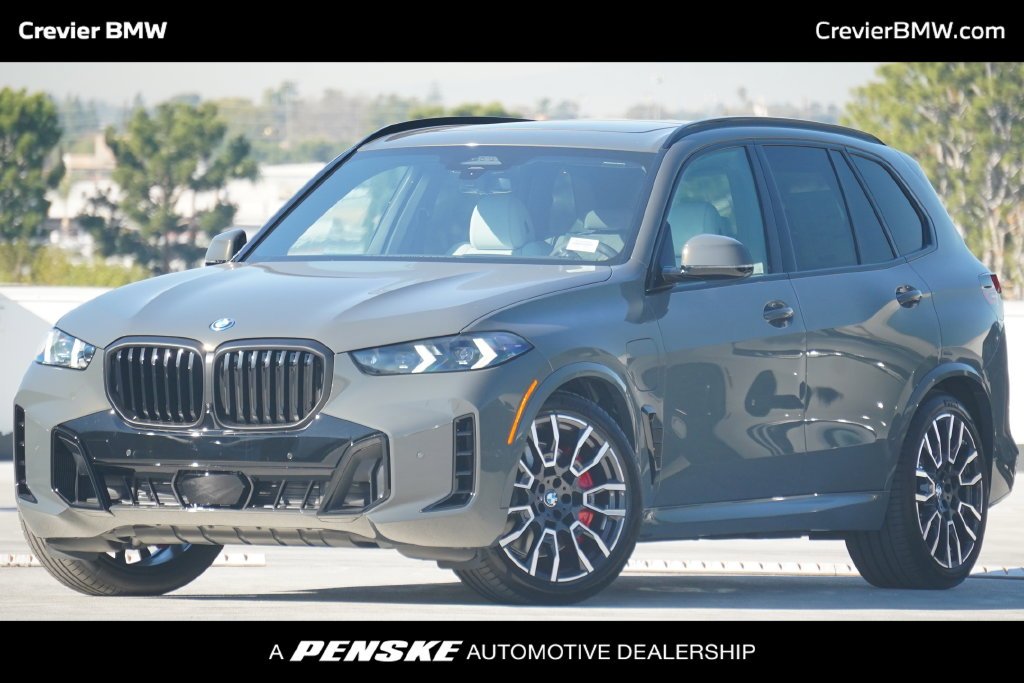 Used 2026 Dravit Gray Metallic BMW xDrive50e image 1
