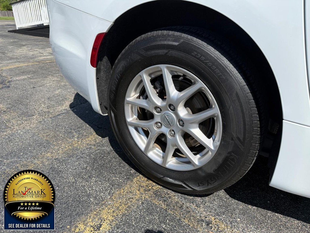 Used 2024 Bright White Clearcoat Chrysler Touring L FWD image 22