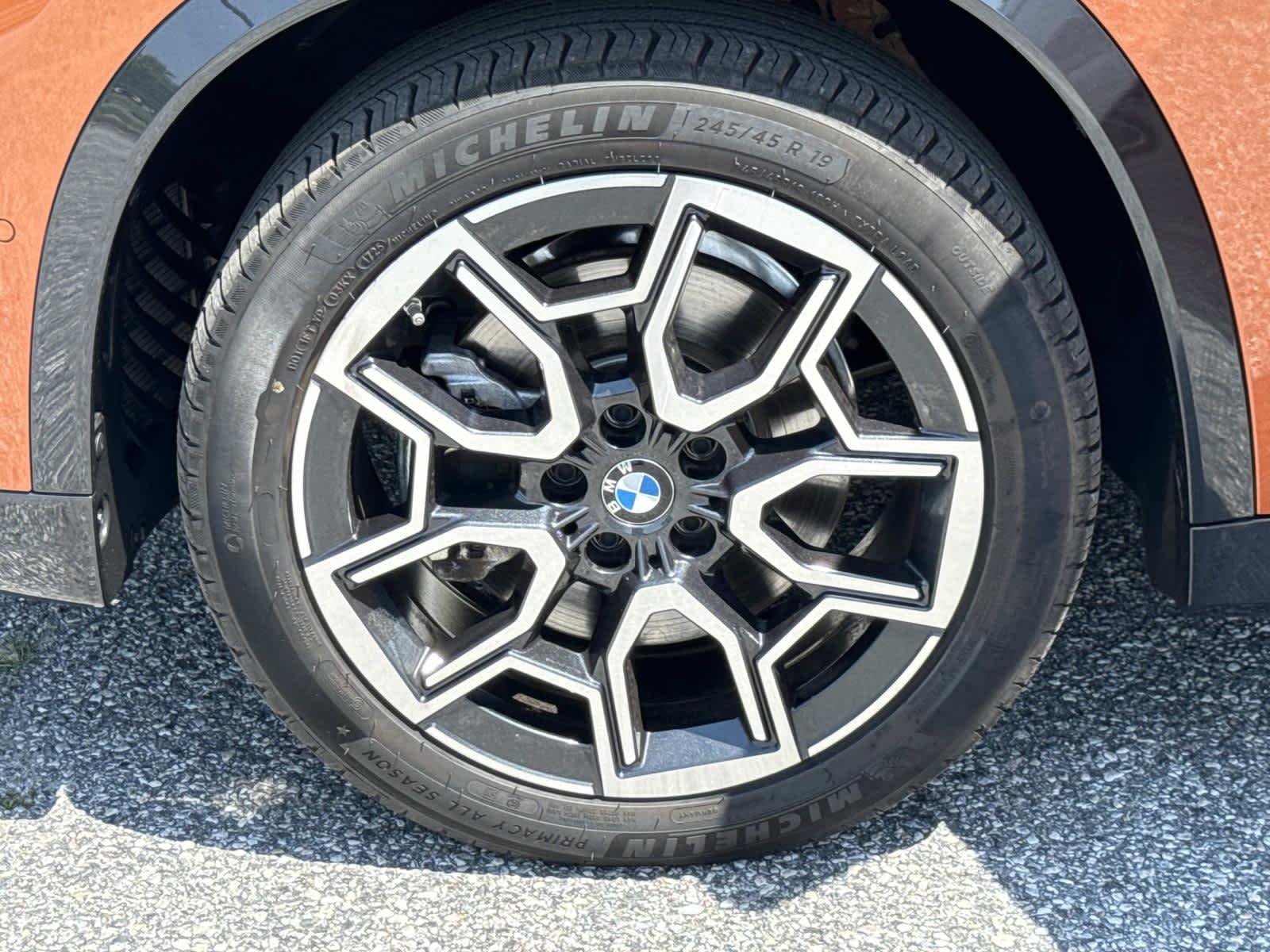 Used 2025 Utah Orange Metallic BMW xDrive28i image 23