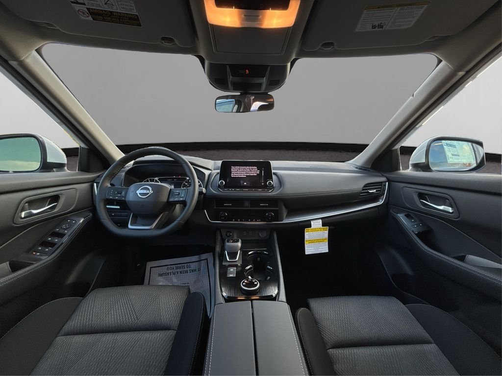 2026 Nissan Rogue SV - Photo 17