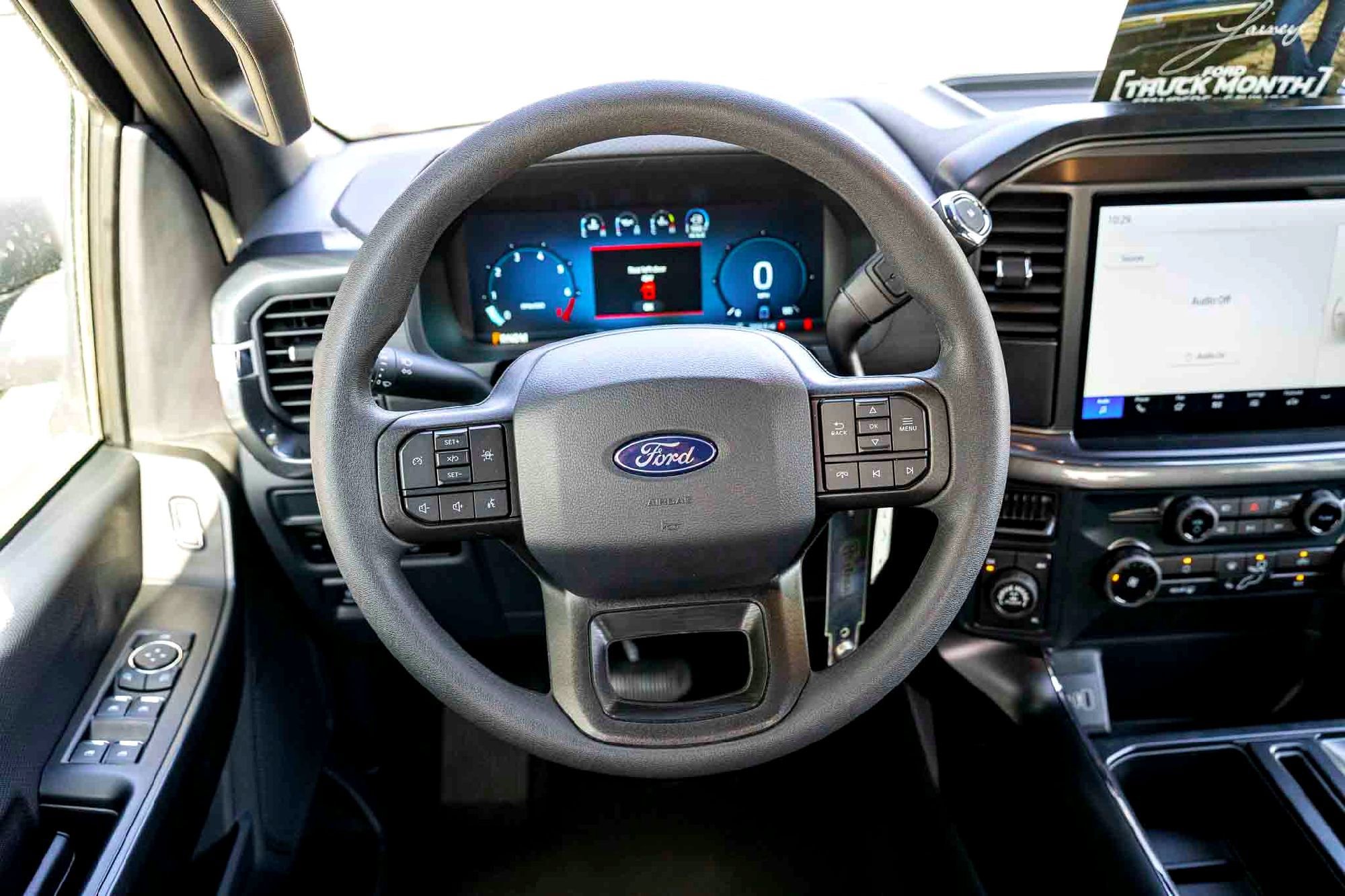 New 2025 Oxford White Ford STX image 21