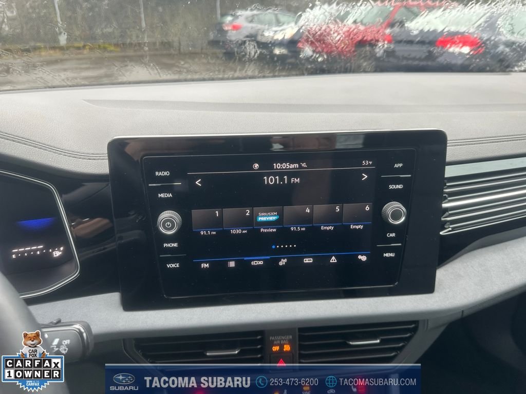 2025 Volkswagen Jetta SE - Photo 15