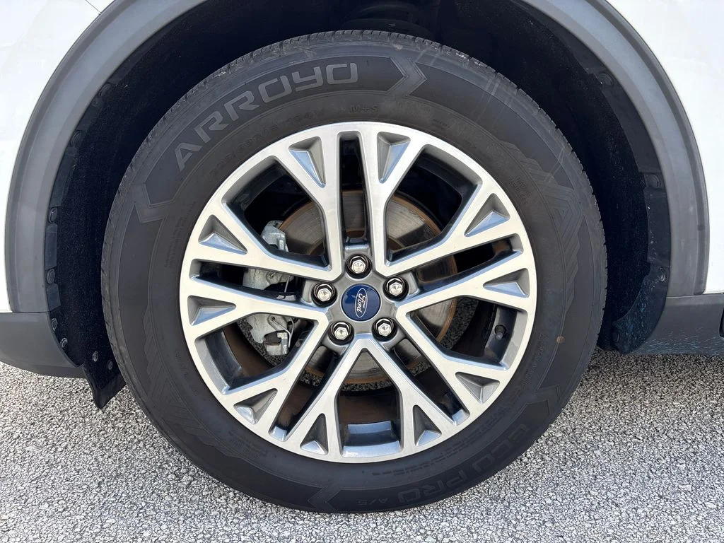 Certified Used 2021 White Ford SEL image 15