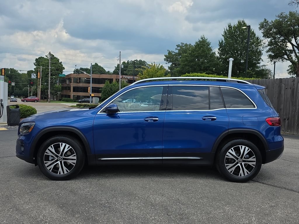 New 2026 Blue Mercedes-Benz GLB 250 image 2