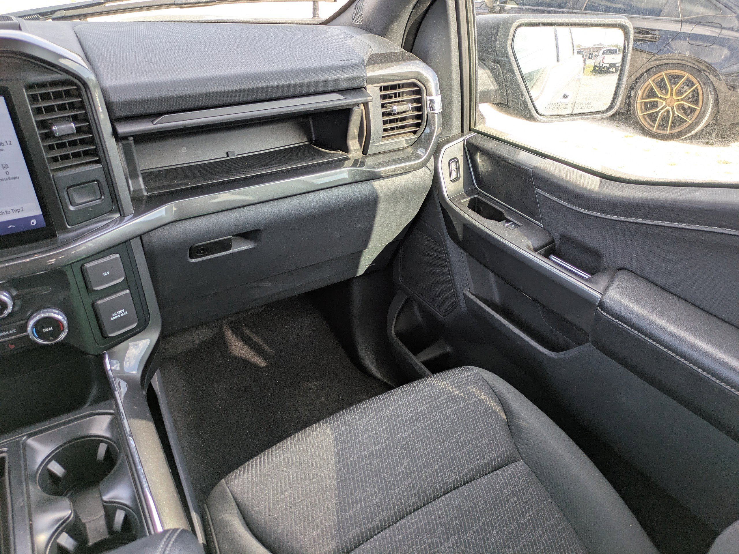 Used 2023  Ford XLT image 15