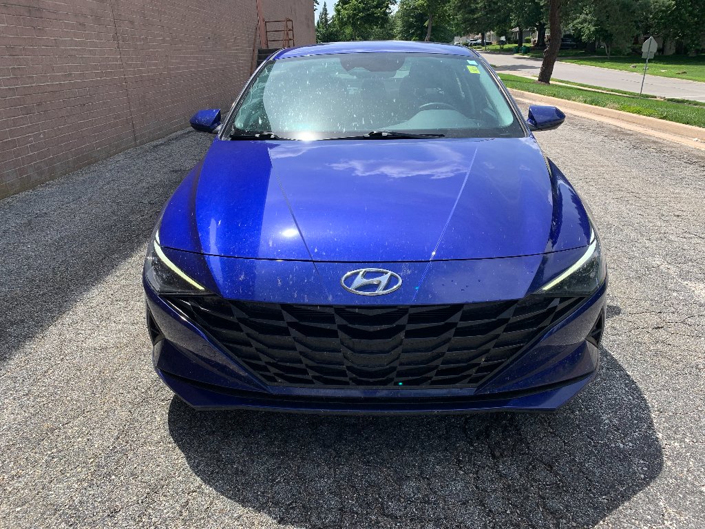 Certified Used 2023 Intense Blue Hyundai SEL image 2