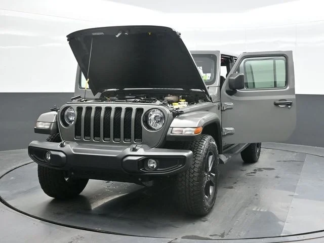 Used 2021 Gray Jeep Unlimited Sahara Altitude image 30