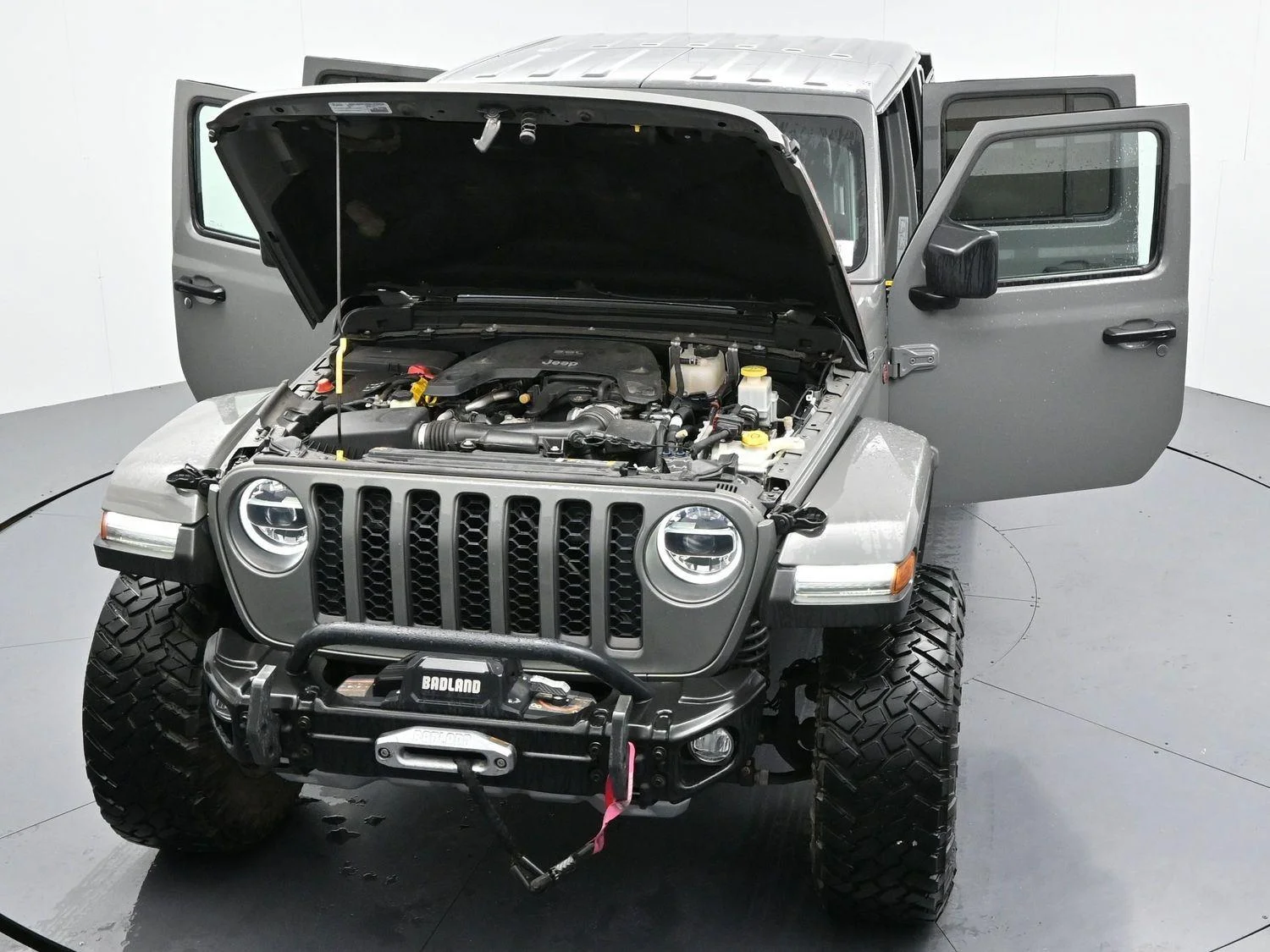 Used 2021 Sting-Gray Clearcoat Jeep Mojave image 45