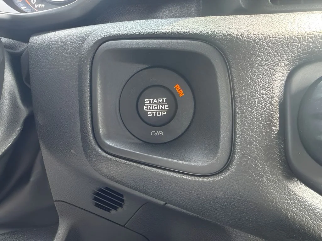 Used 2025 White Jeep Sport image 17